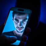 App mostra quem anda olhando seu facebook