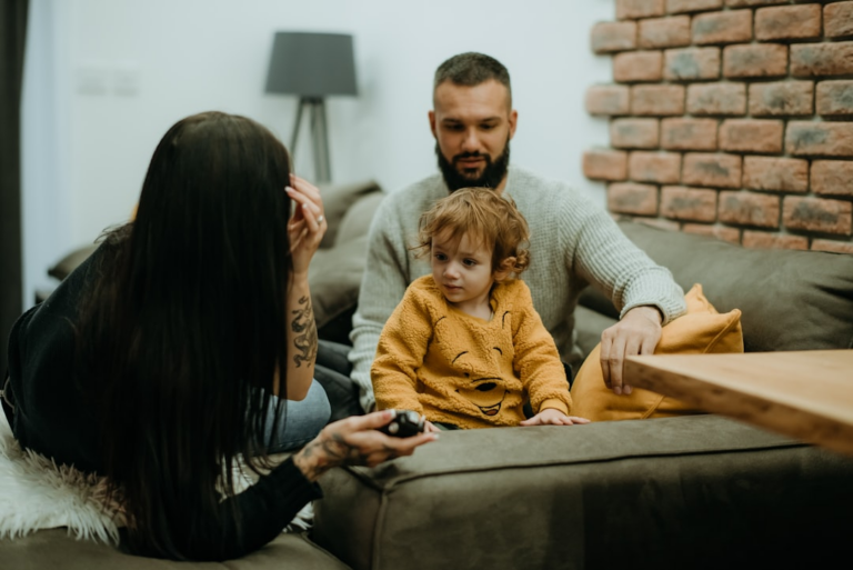 Controle Parental: Monitore Conversas Grátis